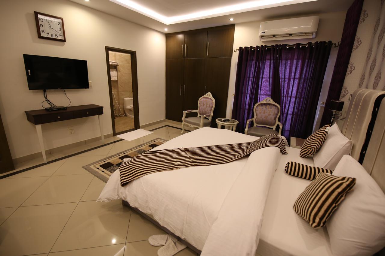 Safari Club 4 Hotel Rawalpindi Exterior photo